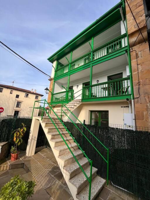 El Balcon De Bolingas Apartman Comillas Kültér fotó